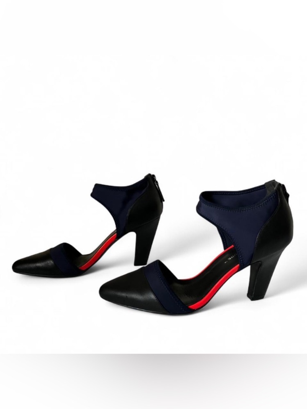 United Nude Pointed Toe Ankle Cuff Heels Black Red Pumps size EU 41 US 10.5 - Picture 3 of 9
